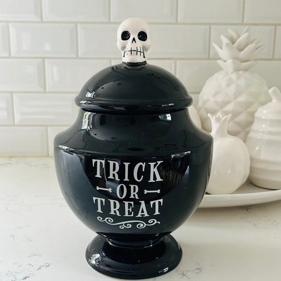 Target Other - Target by Hyde & EEK Trick or Treat Black Ceramic Cookie Jar